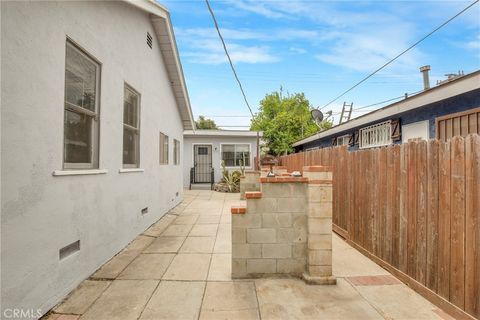 Tiny photo for 506 S Kern Avenue, Los Angeles, CA 90022 (MLS # SB26154383)