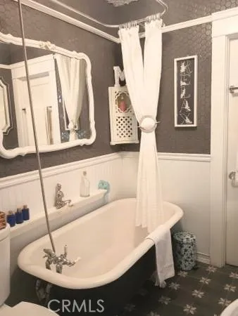 Tustin, California 92780, United States, 2 Bedrooms Bedrooms, ,1 BathroomBathrooms,Residential,Active,227015