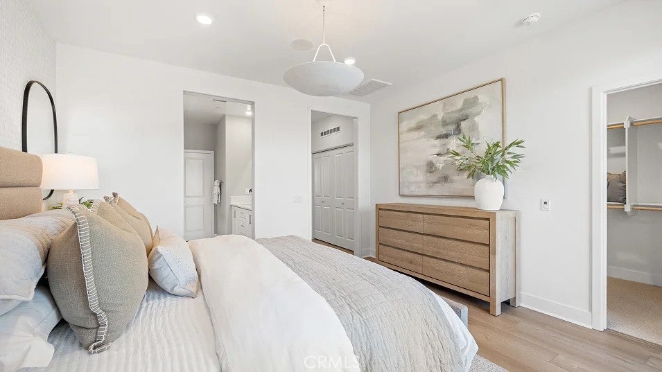 804 Sonia, Irvine CA 92618 - Photo 10