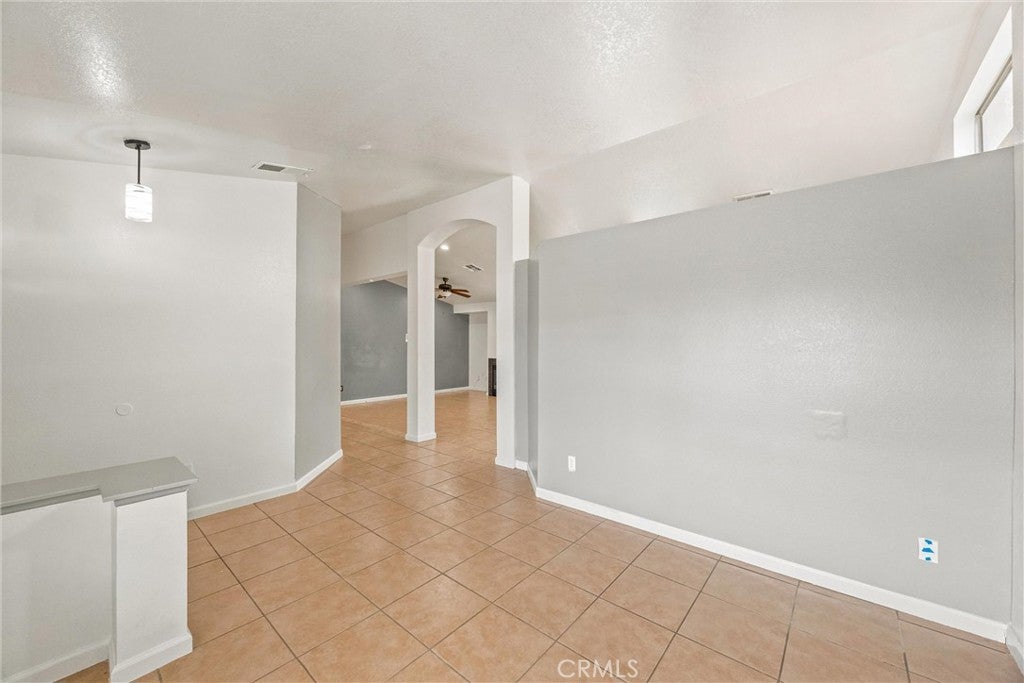 14806 Cypress