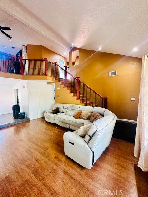 1040 Marigold