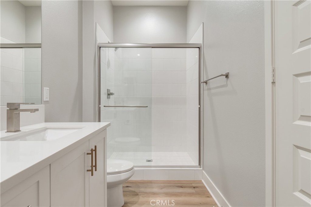 Pacific Royal Oaks - Residential