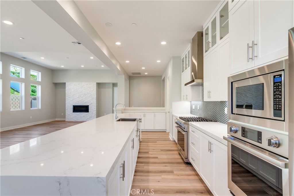 Pacific Royal Oaks - Residential