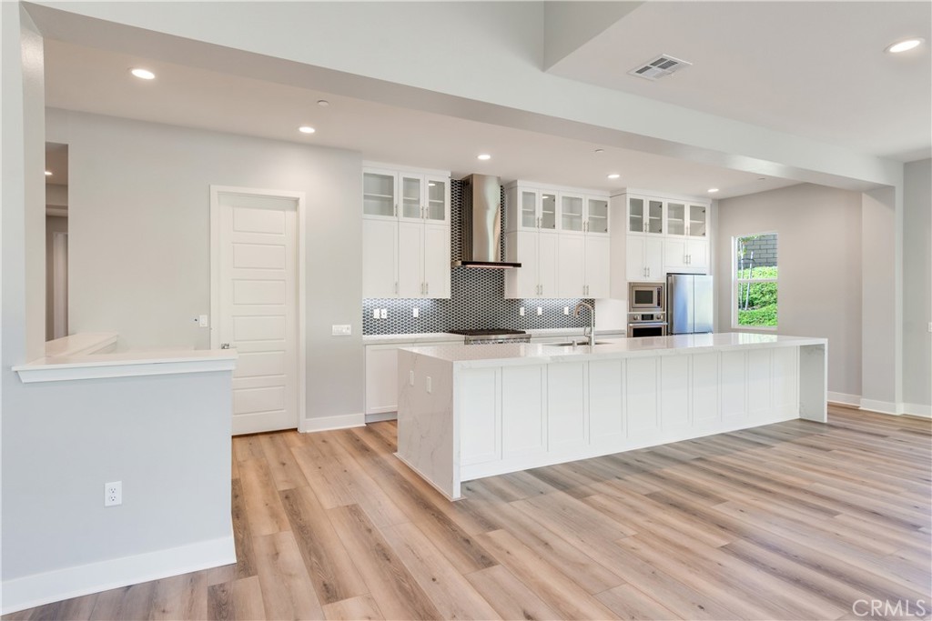 Pacific Royal Oaks - Residential