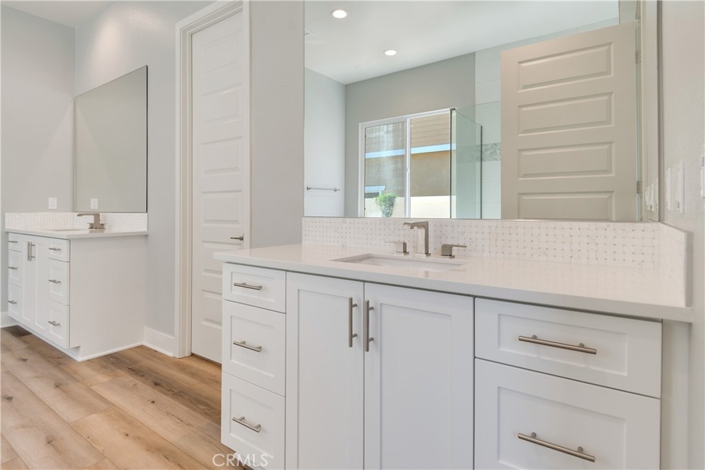 Pacific Royal Oaks - Residential