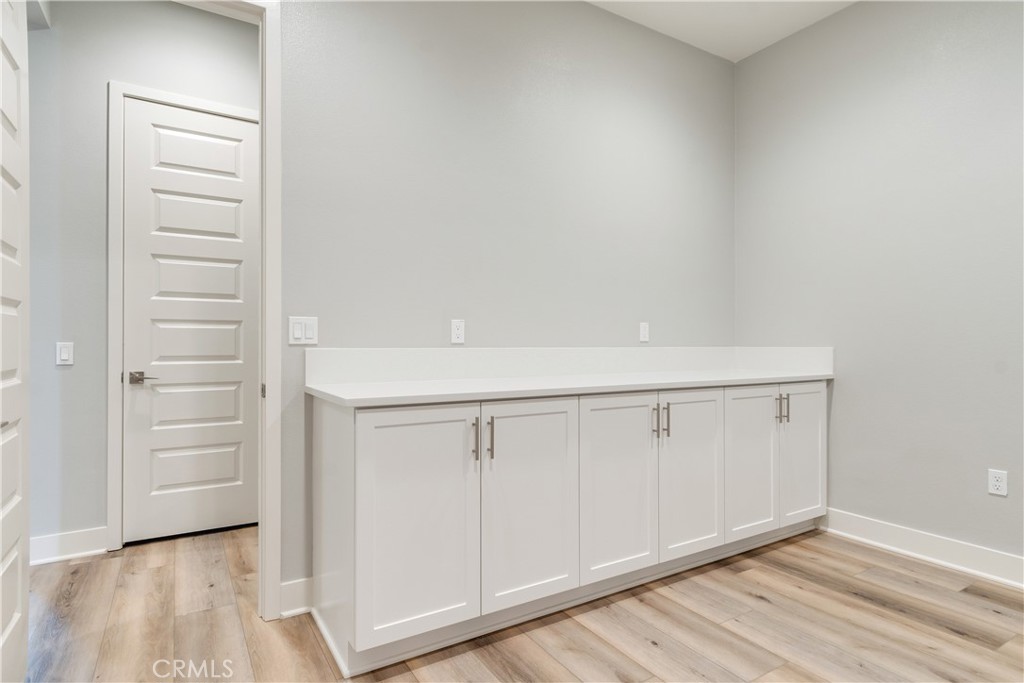 Pacific Royal Oaks - Residential