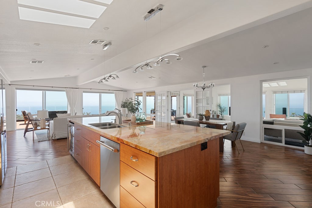 2275 W 25th Street 62