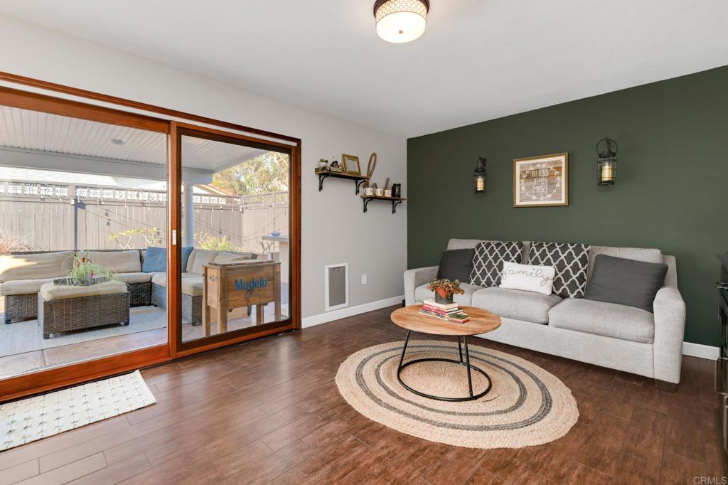 9947 Mesa Madera Dr