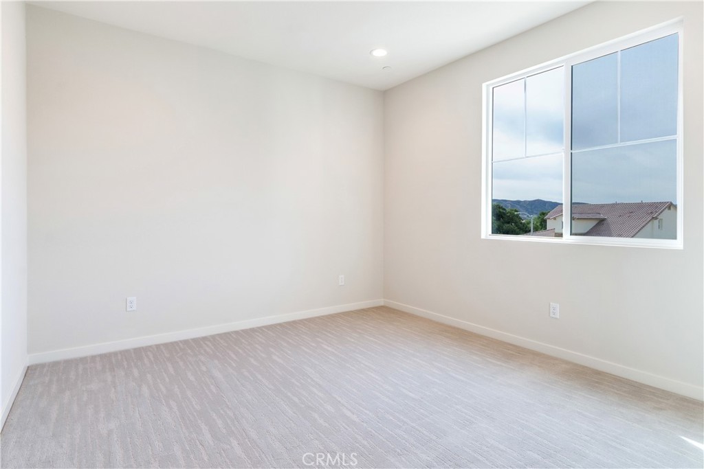 Pacific Royal Oaks - Residential