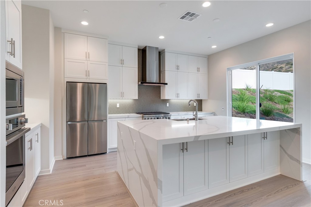 Pacific Royal Oaks - Residential