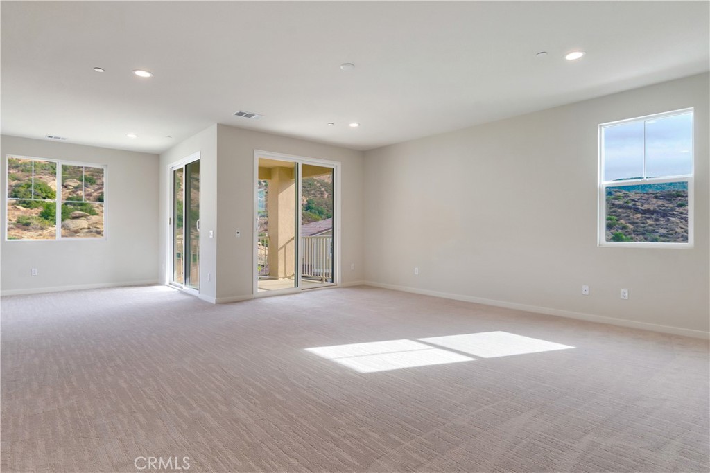 Pacific Royal Oaks - Residential