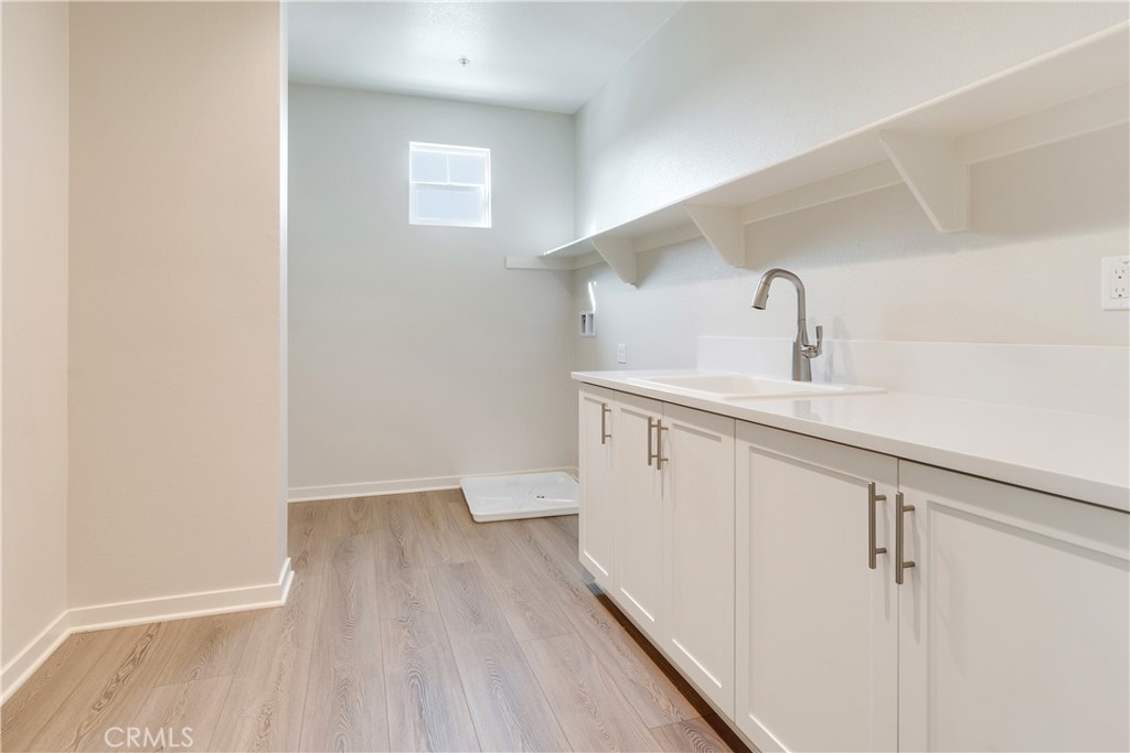 Pacific Royal Oaks - Residential