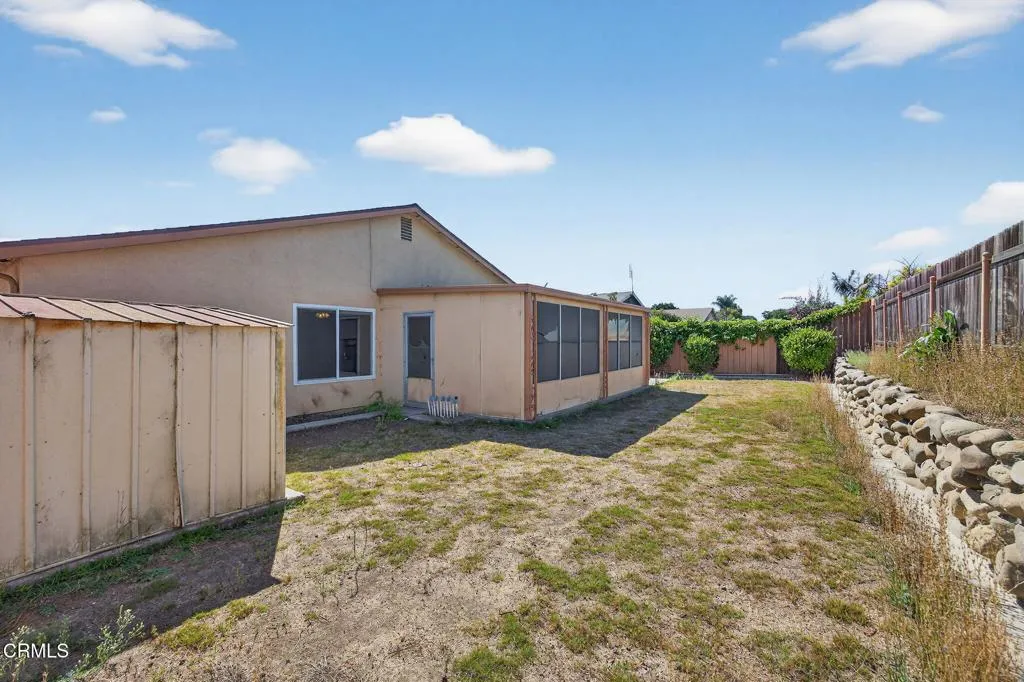 Ventura, California 93003, United States, 5 Bedrooms Bedrooms, ,2 BathroomsBathrooms,Residential,Active,226914