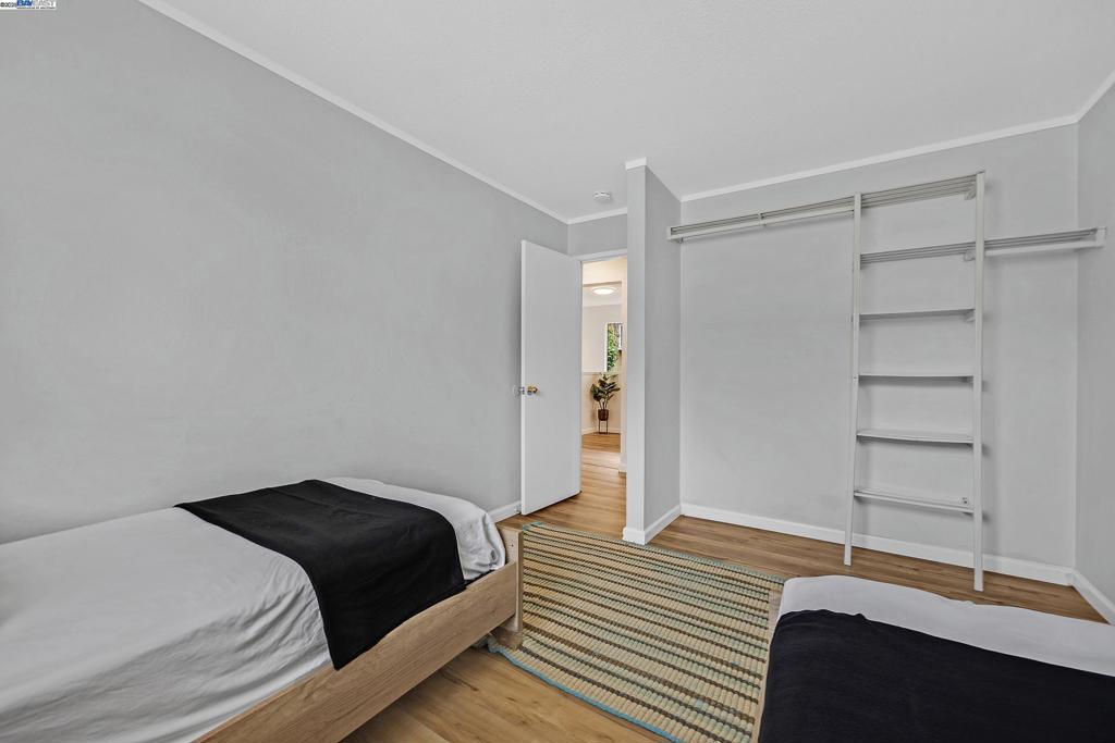 CASTRO VALLEY - Residential