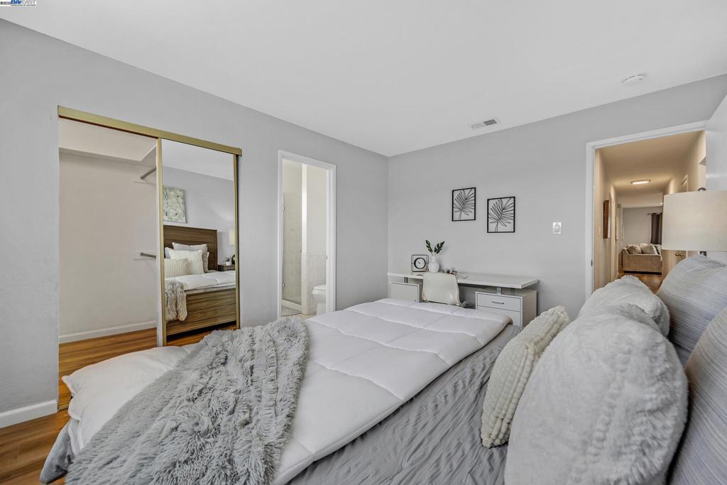 CASTRO VALLEY - Residential