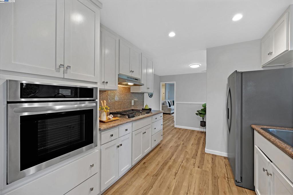 CASTRO VALLEY - Residential