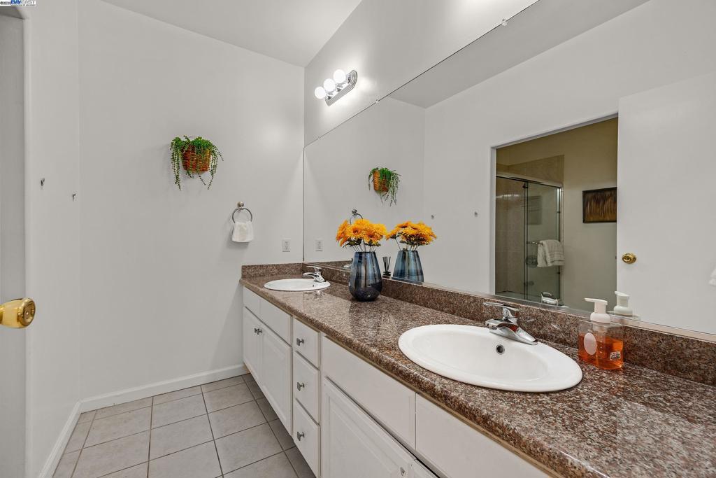 CASTRO VALLEY - Residential