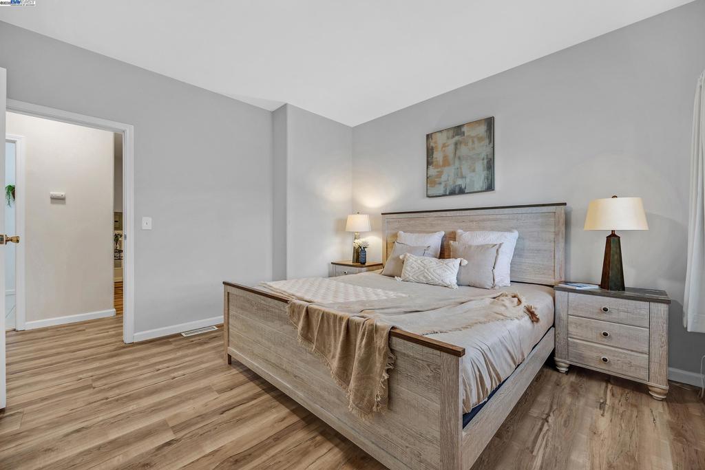 CASTRO VALLEY - Residential