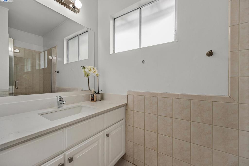 CASTRO VALLEY - Residential