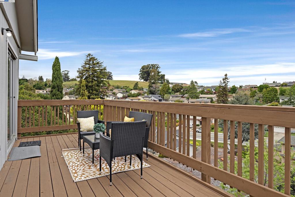 CASTRO VALLEY - Residential