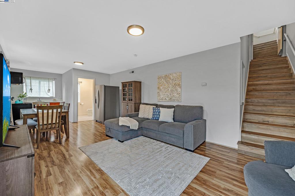 CASTRO VALLEY - Residential