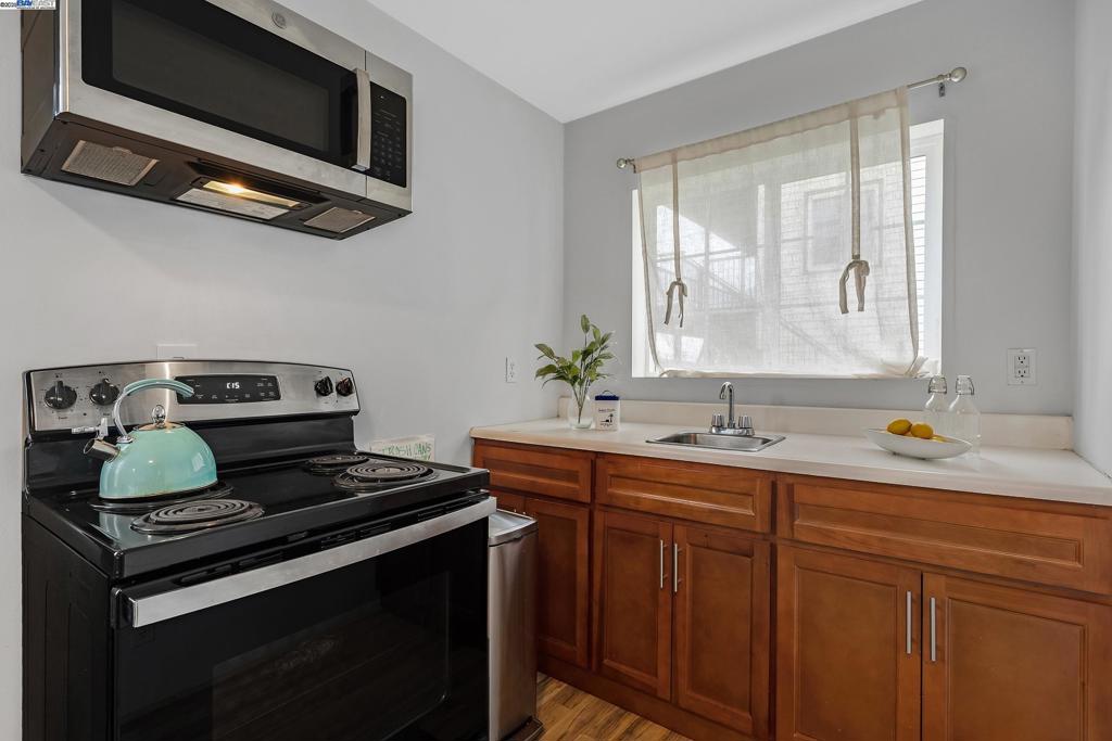 CASTRO VALLEY - Residential