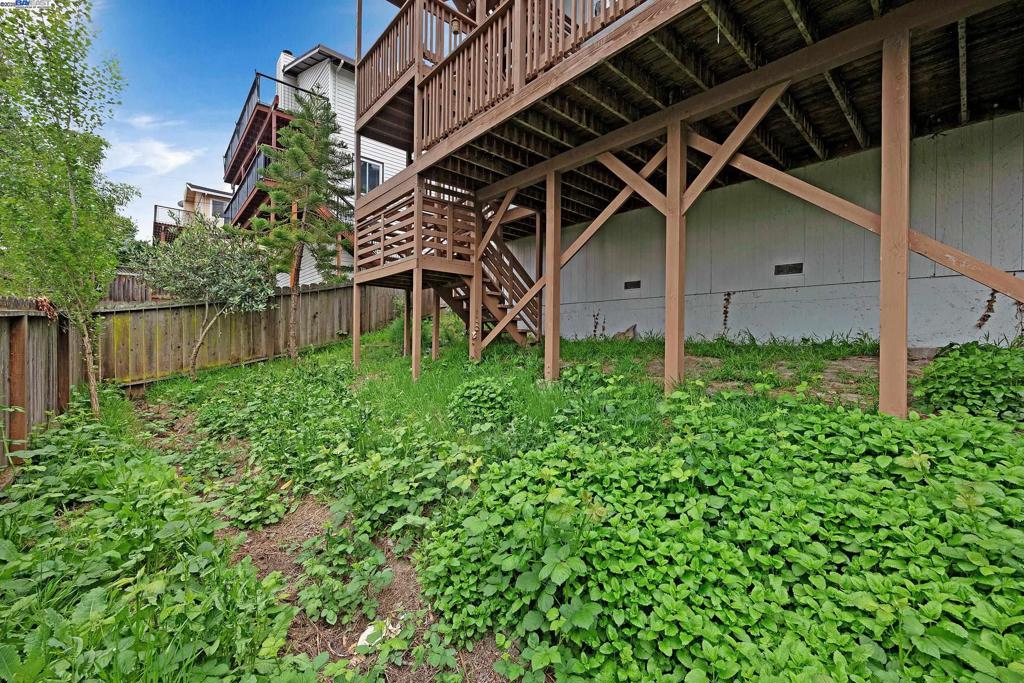 CASTRO VALLEY - Residential