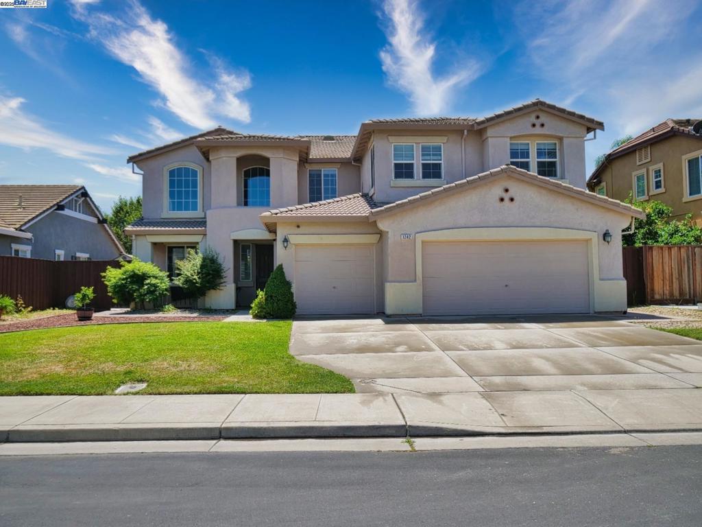 CENTRAL TRACY - Residential