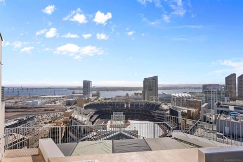 Tiny photo for 321 10th Ave AVE #2208, San Diego, CA 92101 (MLS # 260025150SD)
