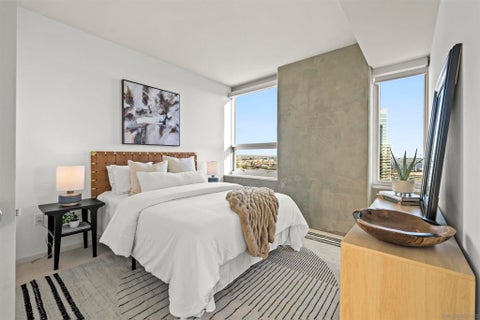 Tiny photo for 321 10th Ave AVE #2208, San Diego, CA 92101 (MLS # 260025150SD)