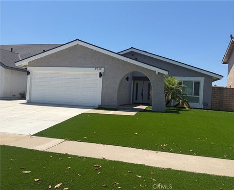 Photo of 4938 E Glenview Avenue, Anaheim, CA 92807 (MLS # TR26128437)