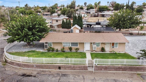 Photo of 16633 Don ST, Victorville, CA 92395 (MLS # CV26225323)