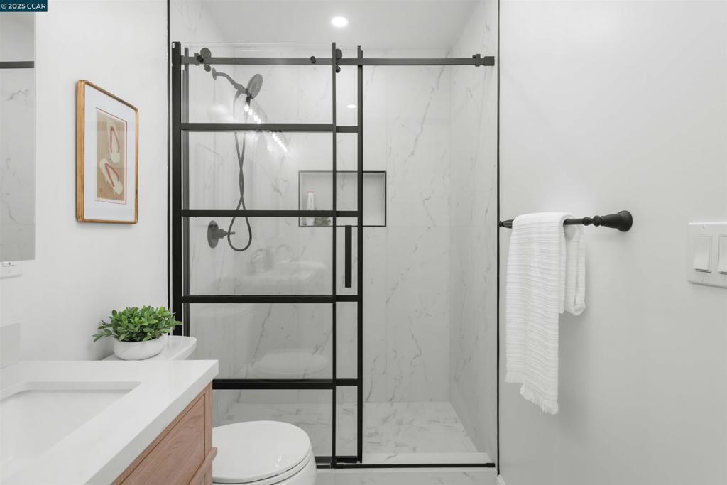 ROSSMOOR - Residential