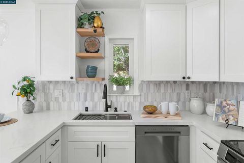 Photo of 2933 2933 Ptarmigan Dr Dr #3, Walnut Creek, CA 94595 (MLS # 41116308)