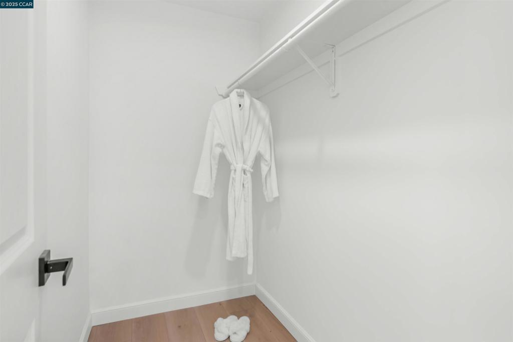 ROSSMOOR - Residential