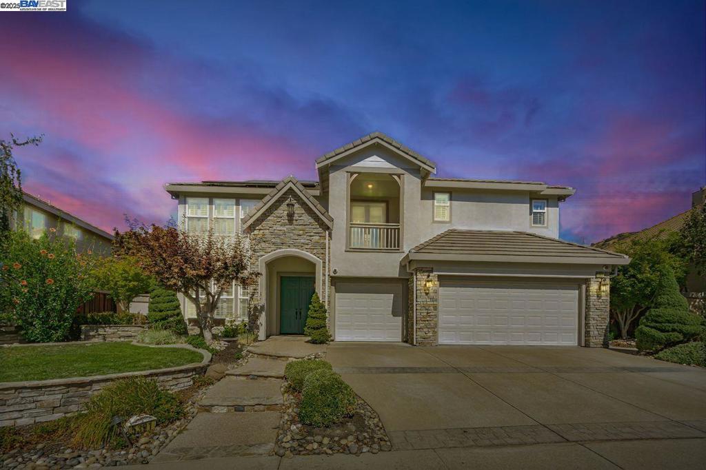 CRYSTAL RANCH - Residential