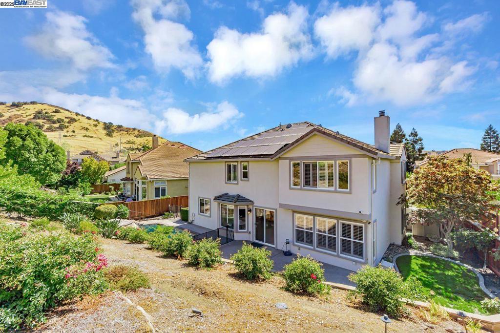 CRYSTAL RANCH - Residential
