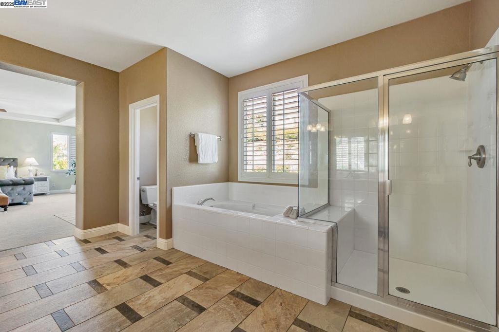 CRYSTAL RANCH - Residential
