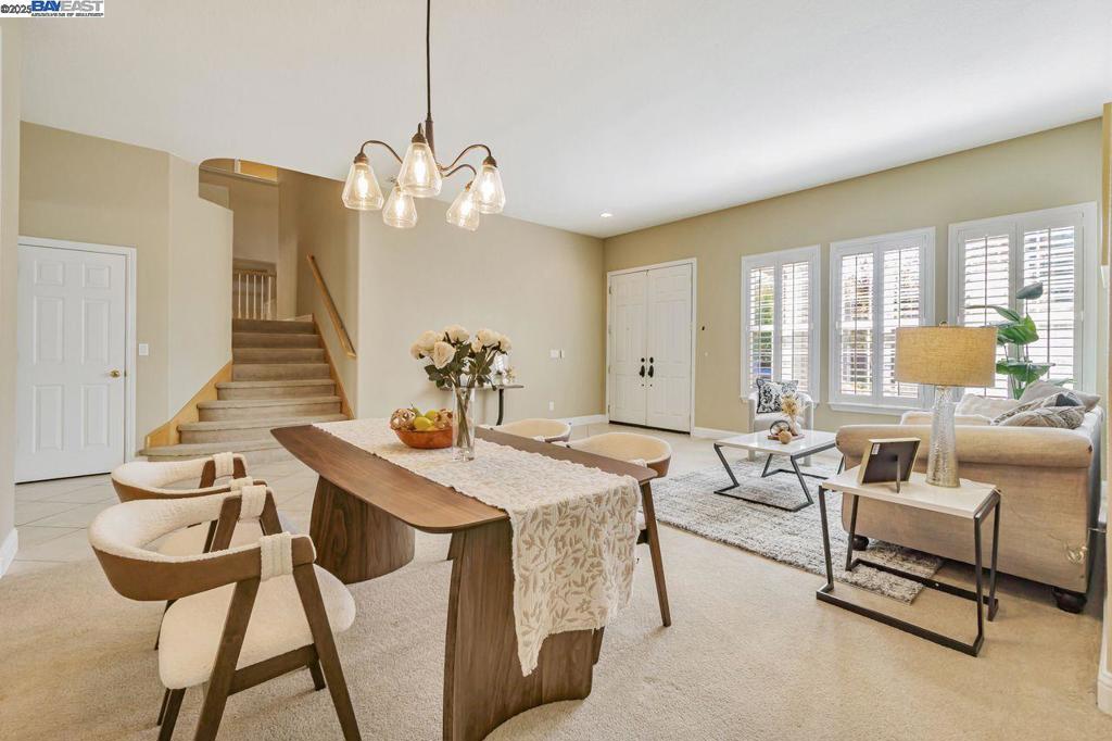 CRYSTAL RANCH - Residential