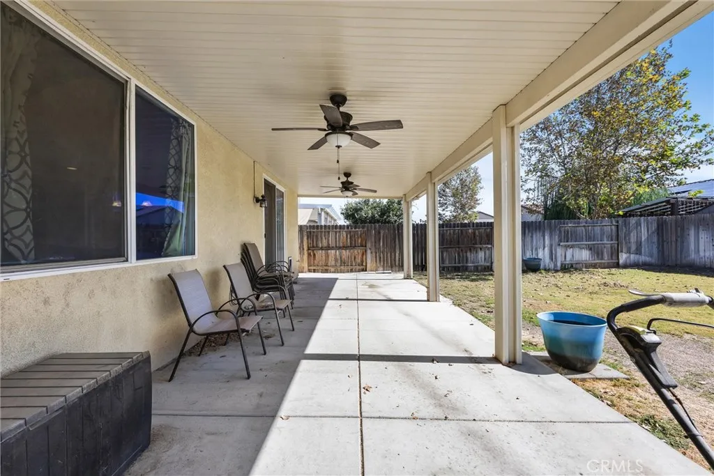 Bakersfield, California 93313, United States, 4 Bedrooms Bedrooms, ,2 BathroomsBathrooms,Residential,Active,232163