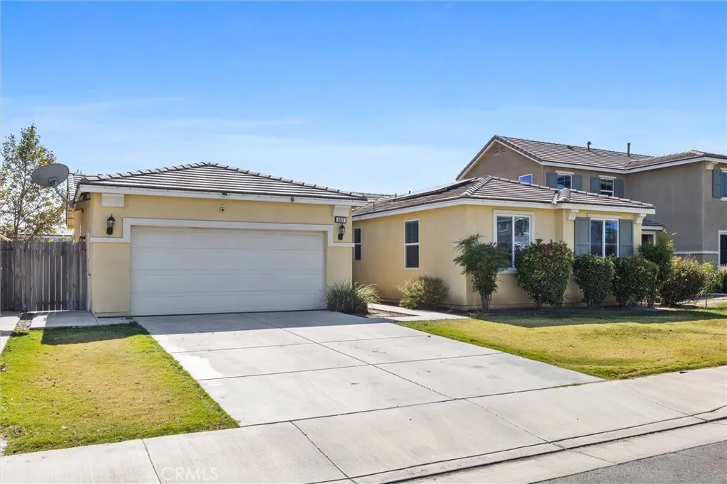 Bakersfield, California 93313, United States, 4 Bedrooms Bedrooms, ,2 BathroomsBathrooms,Residential,Active,232163