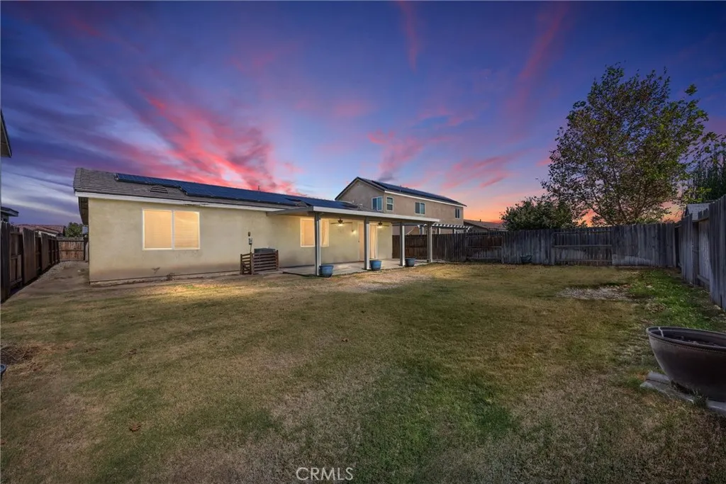 Bakersfield, California 93313, United States, 4 Bedrooms Bedrooms, ,2 BathroomsBathrooms,Residential,Active,232163