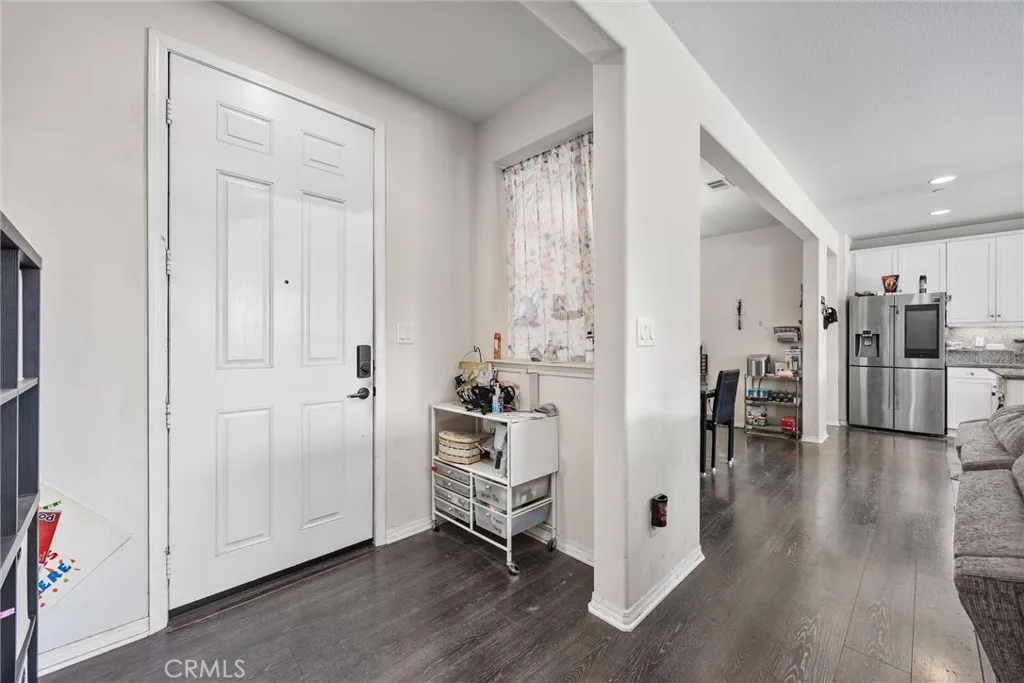 Bakersfield, California 93313, United States, 4 Bedrooms Bedrooms, ,2 BathroomsBathrooms,Residential,Active,232163