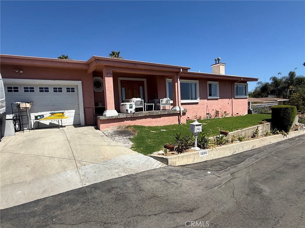 1606 Glenmont Drive, Glendale CA 91207