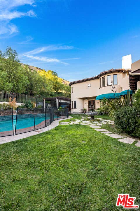 Tiny photo for 55 Coolwater Road, Bell Canyon, CA 91307 (MLS # 26861987)