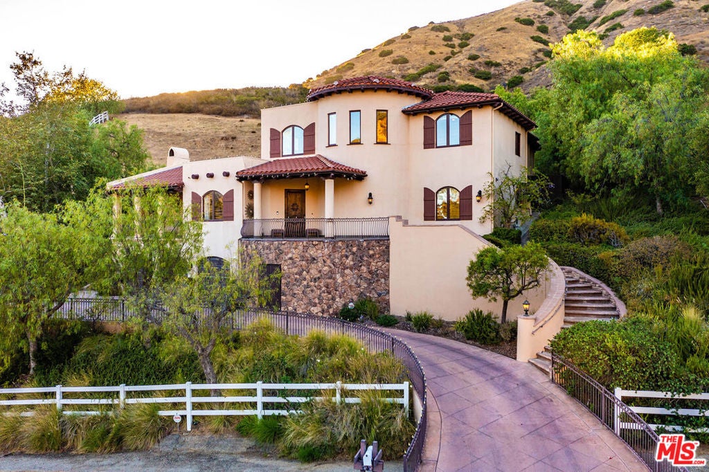 55 Coolwater Road