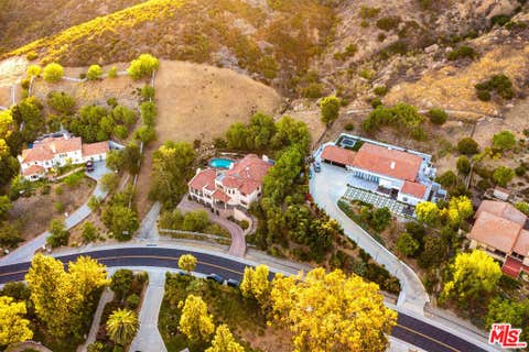 Tiny photo for 55 Coolwater Road, Bell Canyon, CA 91307 (MLS # 26861987)