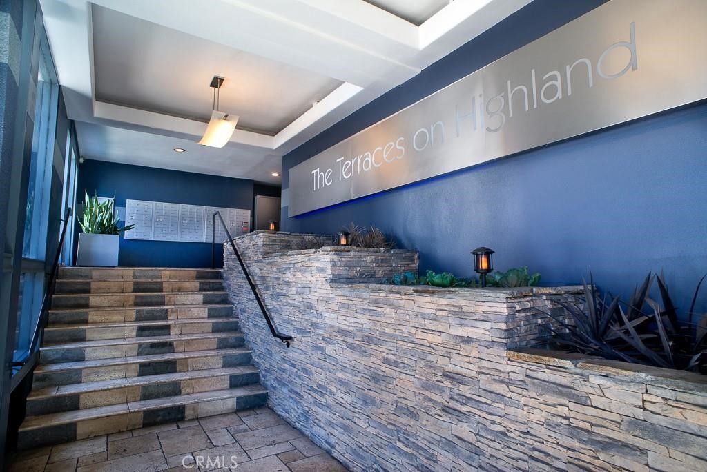Photo of 1940 N Highland Ave, Los Angeles, CA 90068 (MLS # SR26072201)