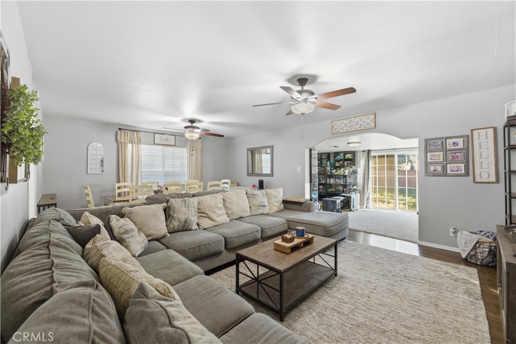 1310 W Avenue H10