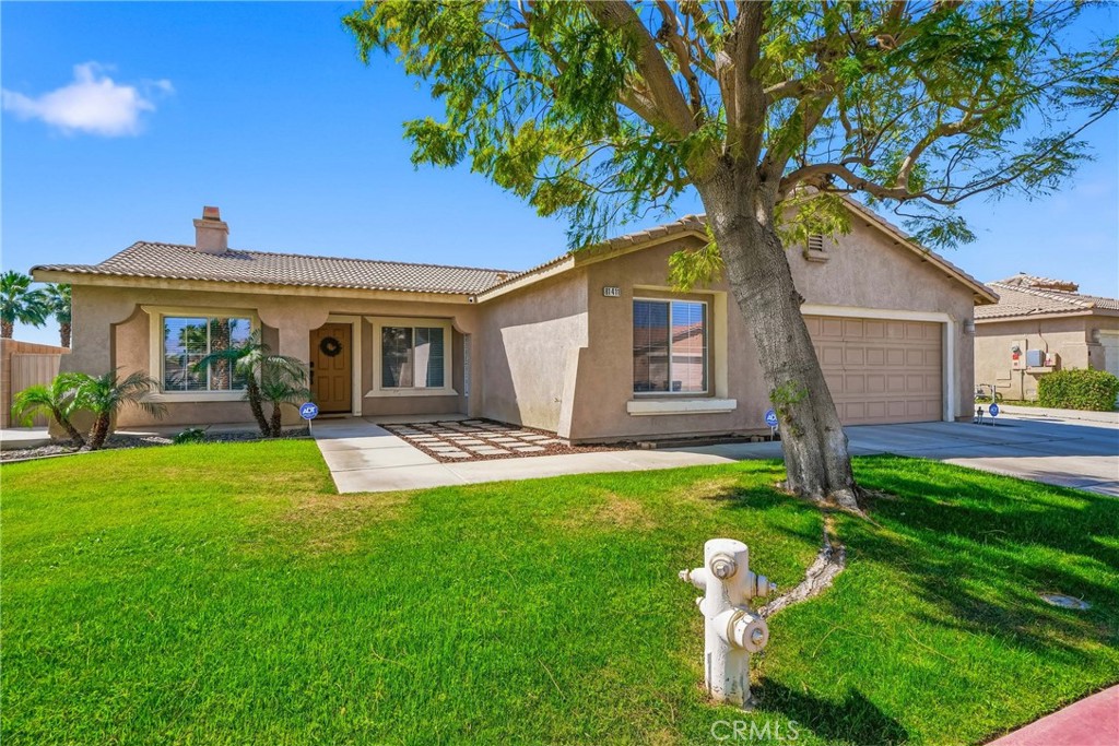 81411 Avenida Alamitos